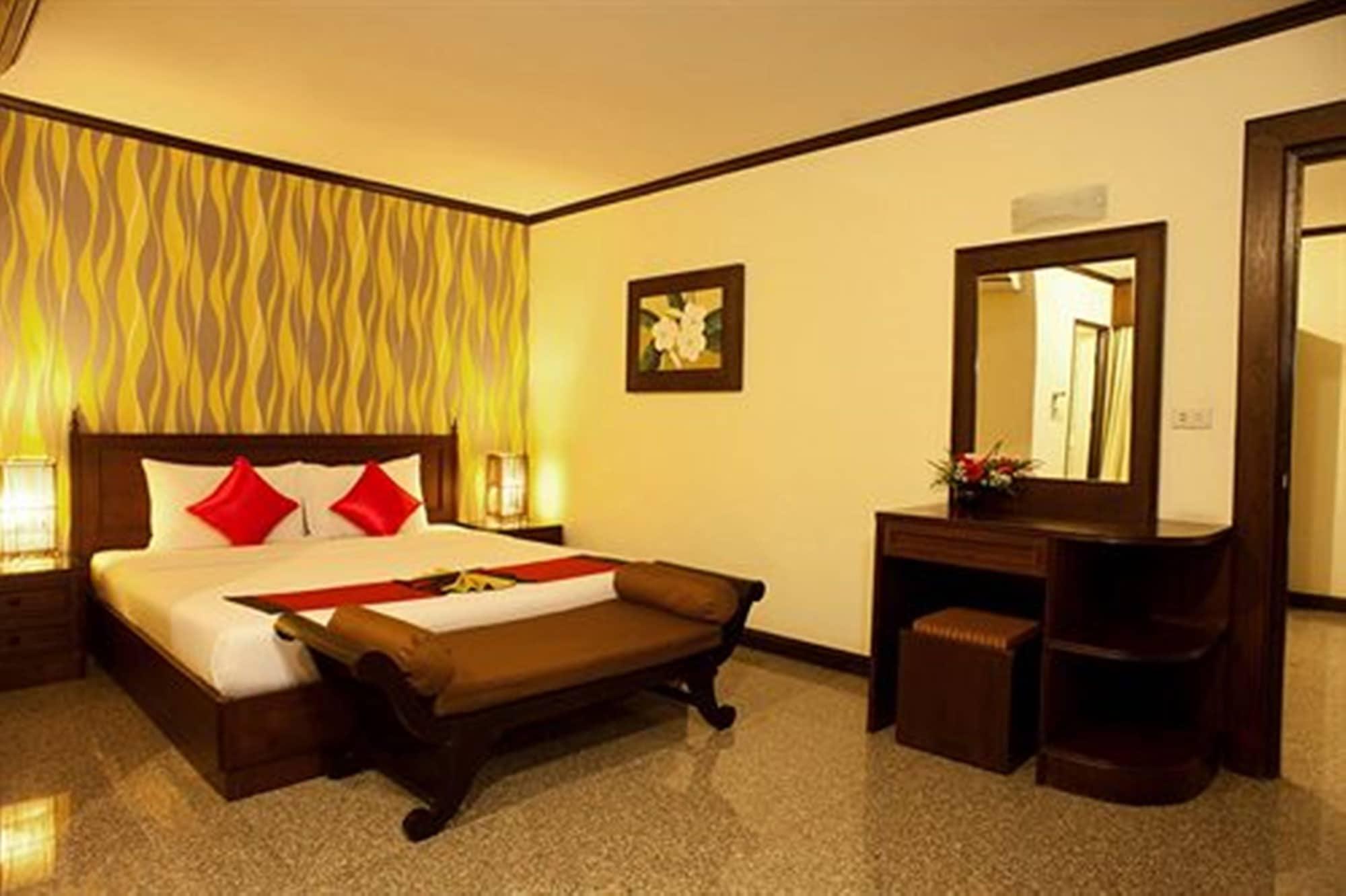 Royal Peninsula Hotel Chiangmai Chiang Mai Exterior photo