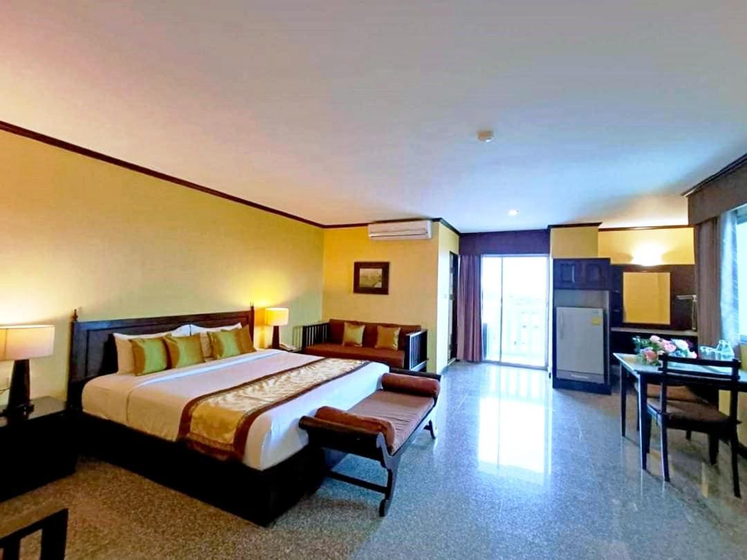 Royal Peninsula Hotel Chiangmai Chiang Mai Exterior photo