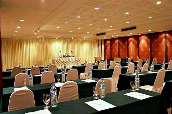 Royal Peninsula Hotel Chiangmai Chiang Mai Exterior photo