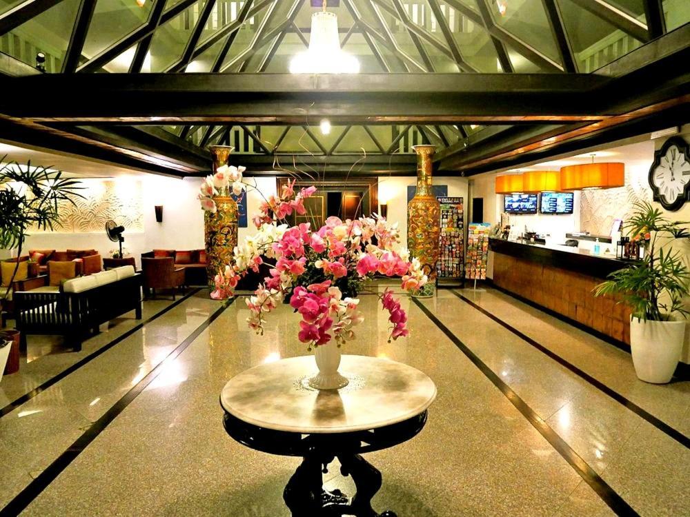 Royal Peninsula Hotel Chiangmai Chiang Mai Exterior photo