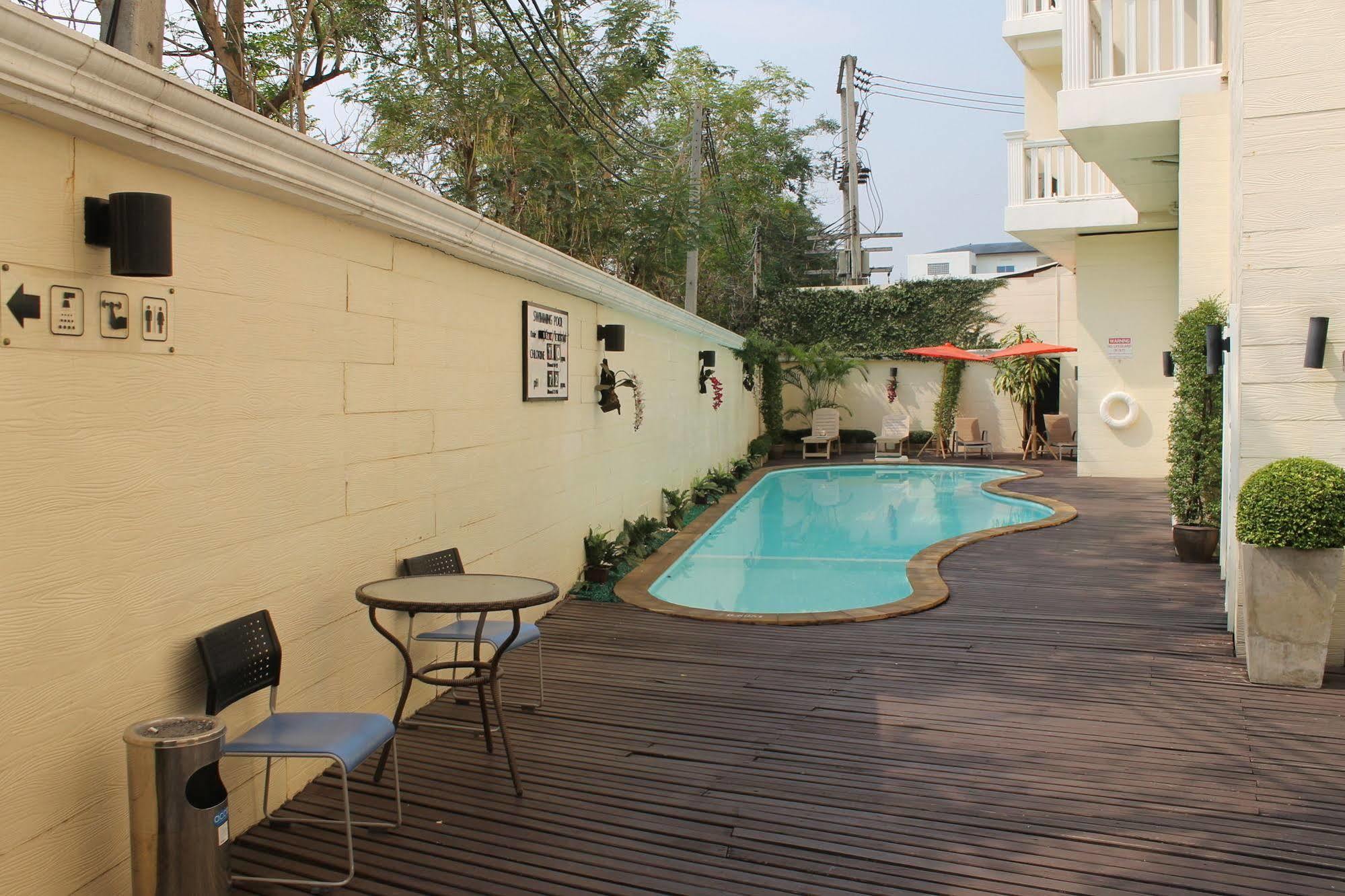 Royal Peninsula Hotel Chiangmai Chiang Mai Exterior photo